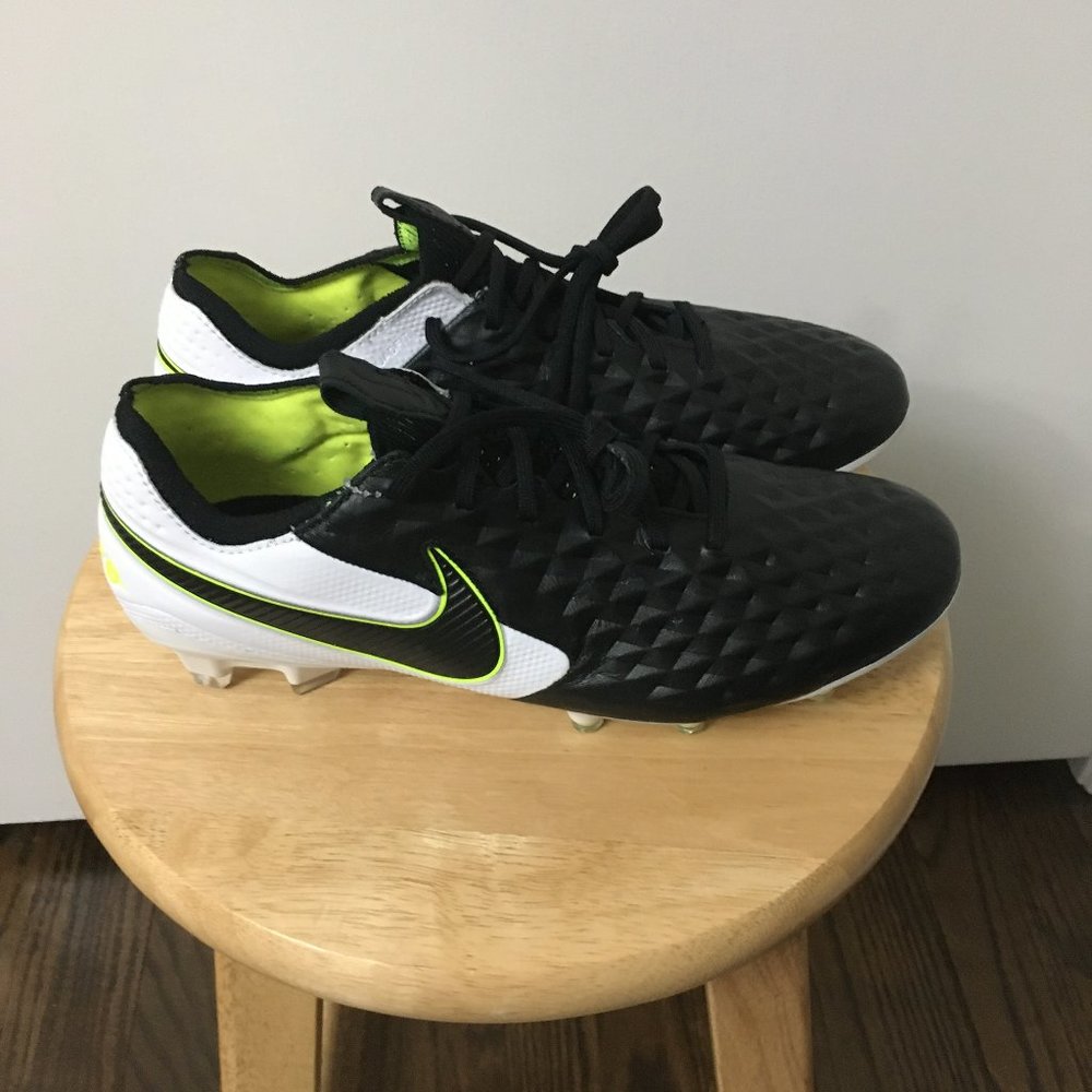 Nike Tiempo Legend 8 Elite FG B&W-Volt cleats